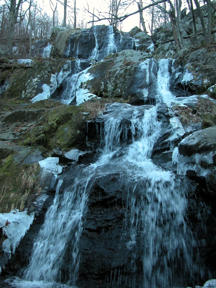 Dark Hollow Falls